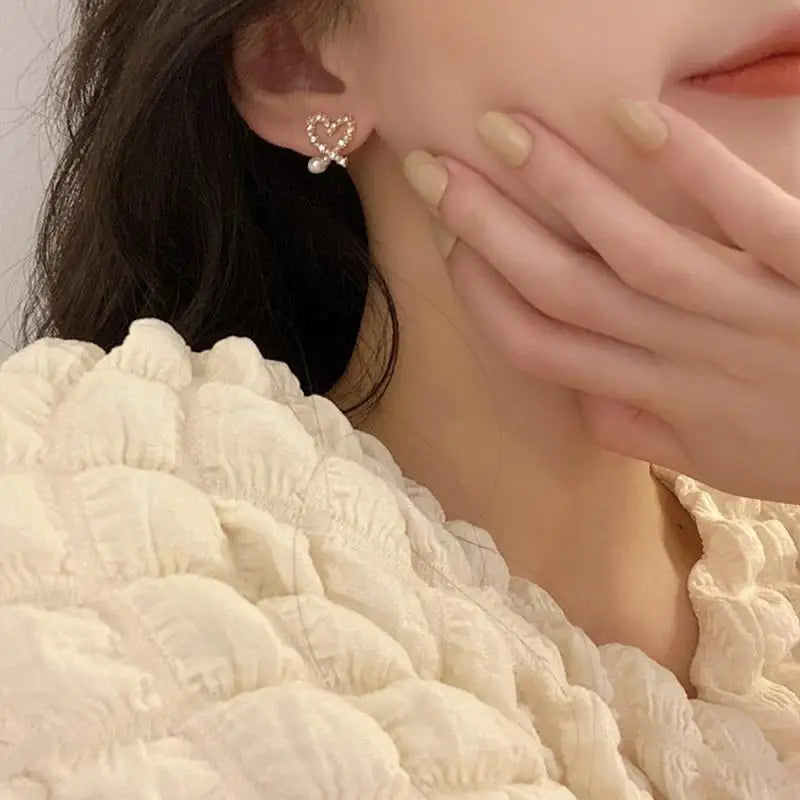 Cute Crystal Pearl Heart Shaped Stud Earrings For Women 2024 Korean Fashion Personality All-match Jewelry Wedding Accessories