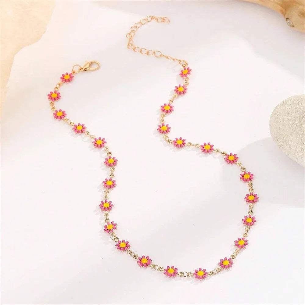 Little Flower Gold-Plated Necklace (This delicate little flower adds a touch of elegance to any outfit)